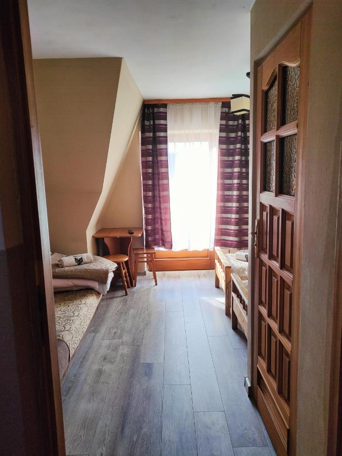 Pod Tatrami Bed & Breakfast Буковина Татжанска Екстериор снимка