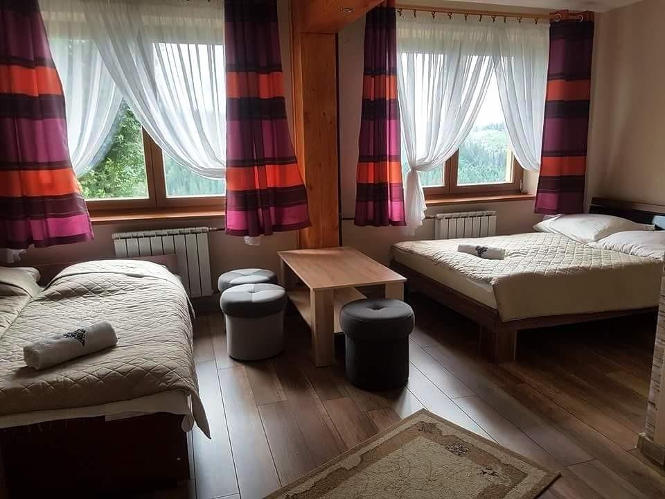 Pod Tatrami Bed & Breakfast Буковина Татжанска Екстериор снимка