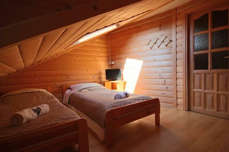 Pod Tatrami Bed & Breakfast Буковина Татжанска Екстериор снимка
