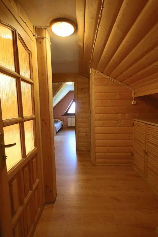 Pod Tatrami Bed & Breakfast Буковина Татжанска Екстериор снимка